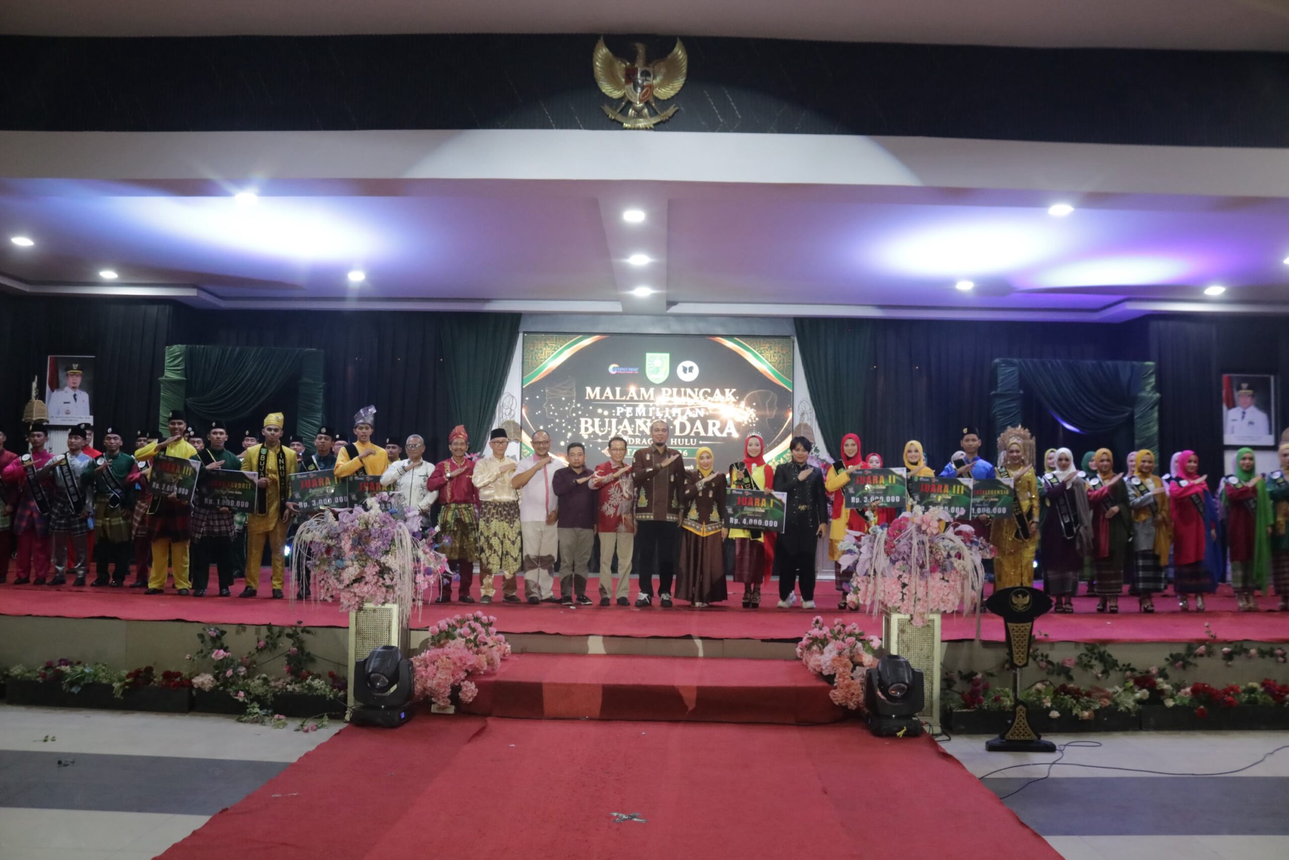 Tanpa APBD, Malam Puncak Bujang Dara Inhu 2026 Sukses, Aidil-Ristia Juara