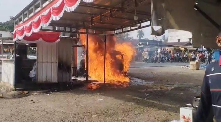Ledakan di Dalam Mobil, Avanza di Pranap Terbakar dan Sopir Alami Luka Bakar