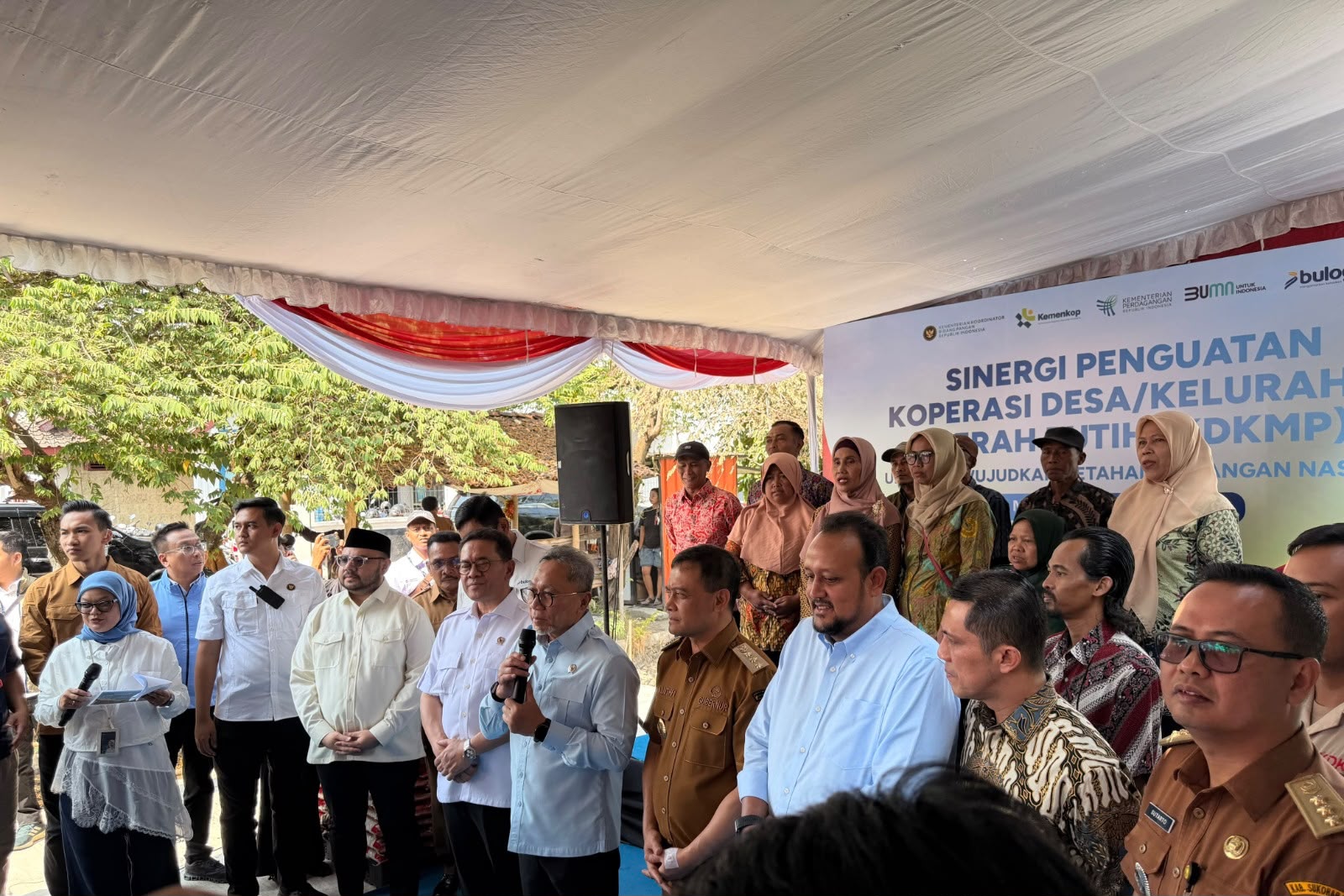 PLN Perkuat Koperasi Merah Putih, Bayar Listrik Kini Bisa di Desa